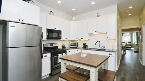 2904 West Diversey Avenue Chicago IL 60647