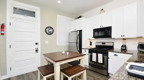 2904 West Diversey Avenue Chicago IL 60647