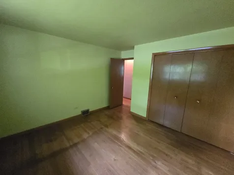 10648 Lori Lane Palos Hills IL 60465