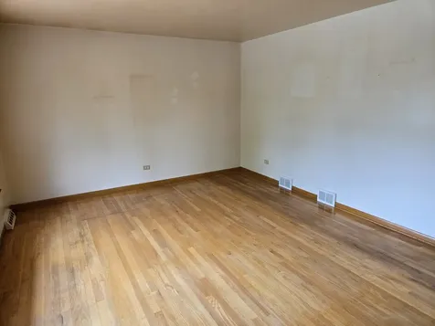 10648 Lori Lane Palos Hills IL 60465