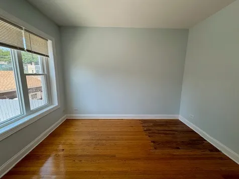 5618 North Artesian Avenue Chicago IL 60659