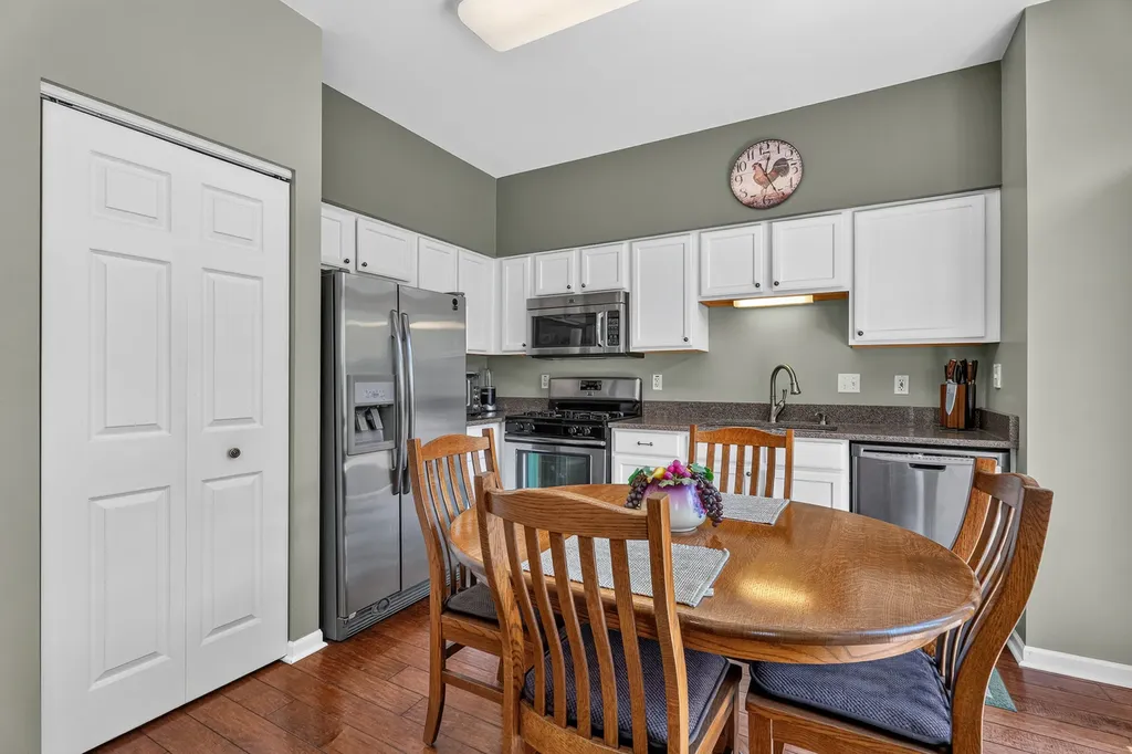 21249 West Edison Lane Plainfield IL 60544