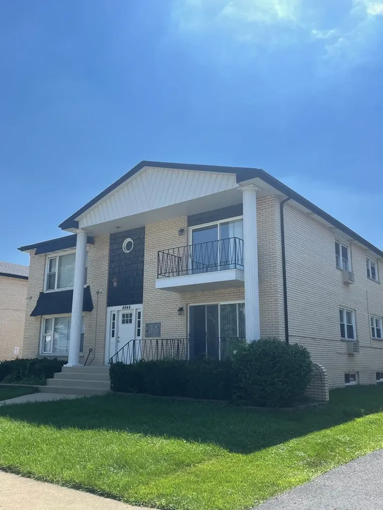 4644 Custer Avenue Brookfield IL 60513