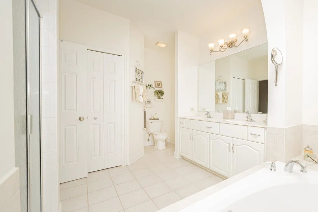 12819 Waterford Boulevard Plainfield IL 60585