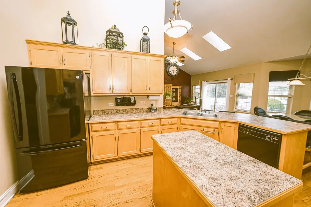 12819 Waterford Boulevard Plainfield IL 60585