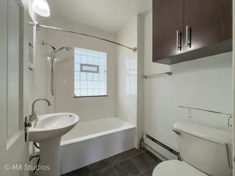216 Wilcox Avenue Elgin IL 60123