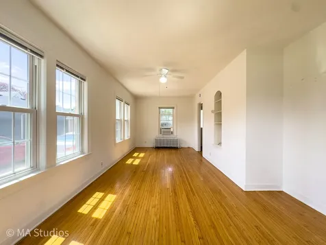 216 Wilcox Avenue Elgin IL 60123