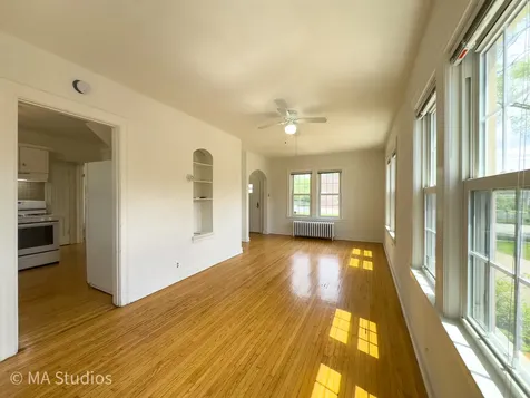 216 Wilcox Avenue Elgin IL 60123