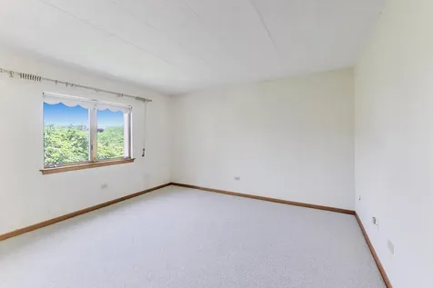 1365 Ashland Avenue Des Plaines IL 60016