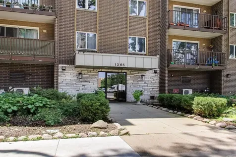 1365 Ashland Avenue Des Plaines IL 60016