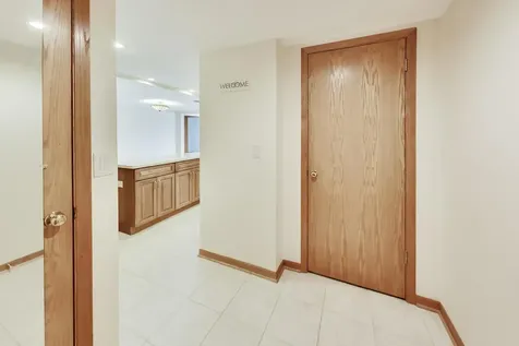 1365 Ashland Avenue Des Plaines IL 60016