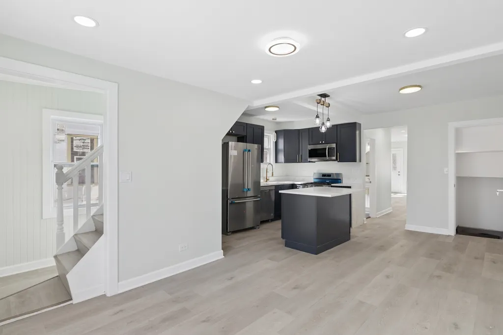 6347 South Kenneth Avenue Chicago IL 60629