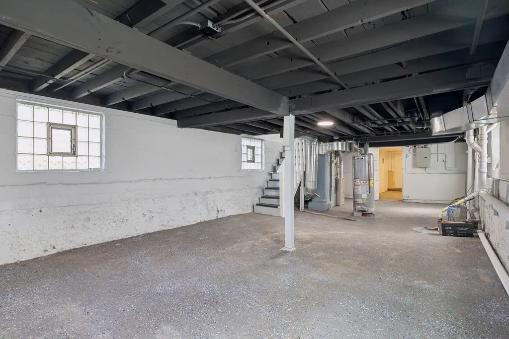 6347 South Kenneth Avenue Chicago IL 60629