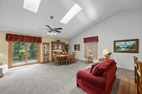 494 44TH Avenue Court East Moline IL 61244