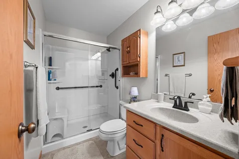 494 44TH Avenue Court East Moline IL 61244