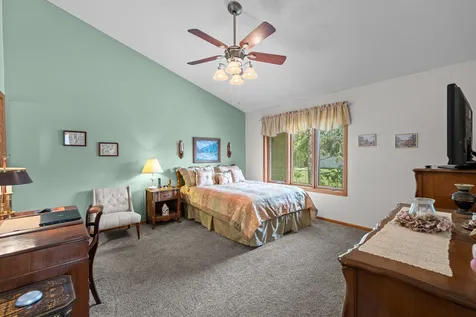 494 44TH Avenue Court East Moline IL 61244