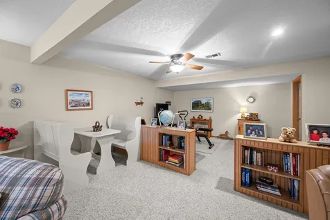 494 44TH Avenue Court East Moline IL 61244