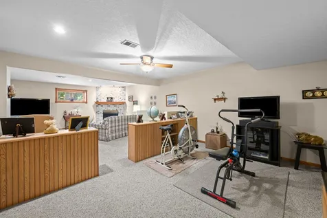 494 44TH Avenue Court East Moline IL 61244