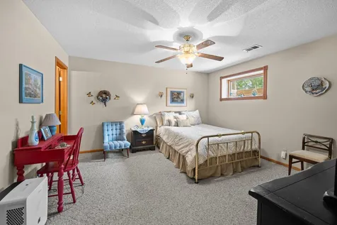 494 44TH Avenue Court East Moline IL 61244