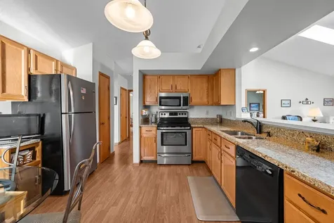 494 44TH Avenue Court East Moline IL 61244