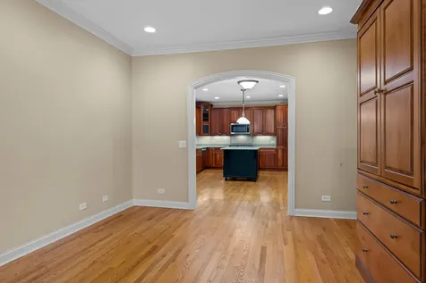 130 South Bradford Court Lake Forest IL 60045