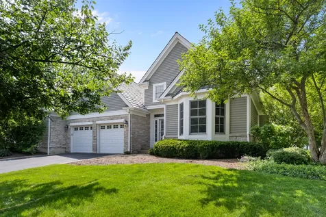 130 South Bradford Court Lake Forest IL 60045