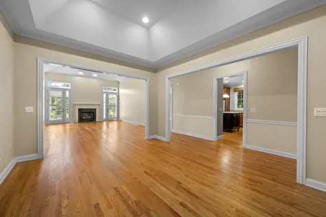 130 South Bradford Court Lake Forest IL 60045