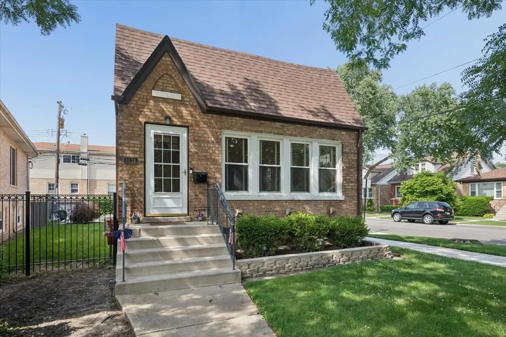 6830 West Imlay Street Chicago IL 60631