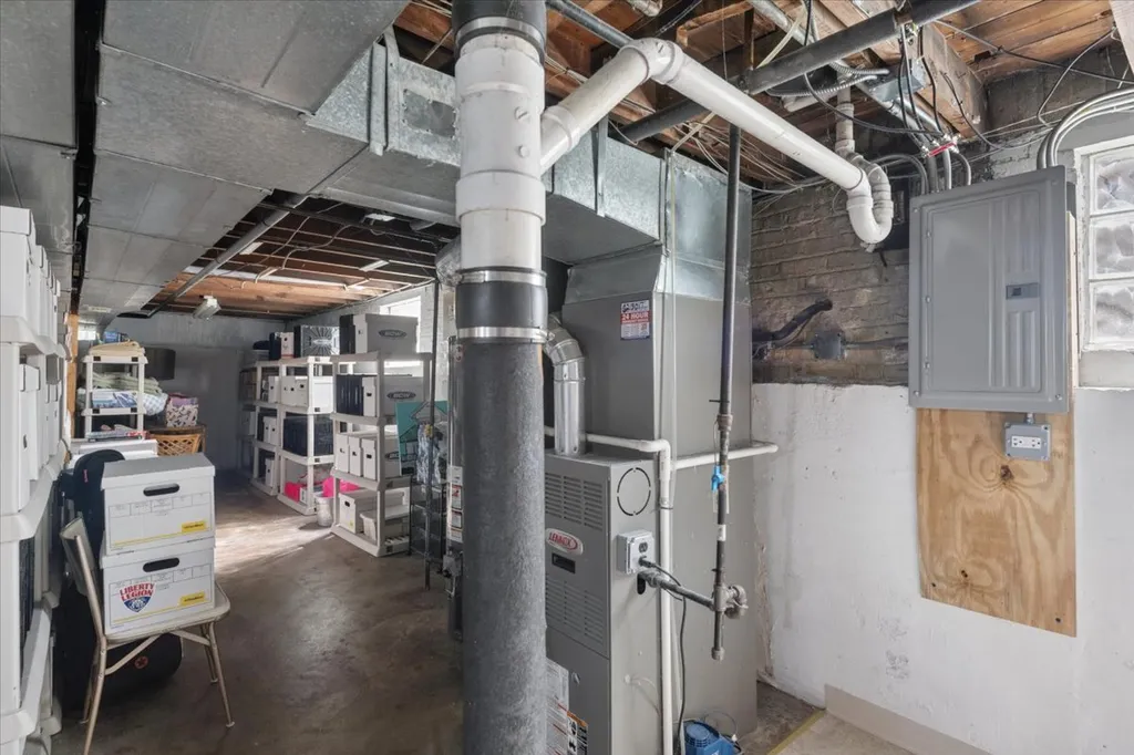 6830 West Imlay Street Chicago IL 60631