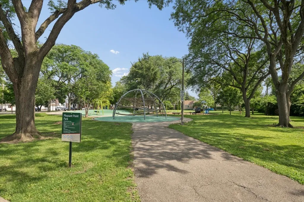 6830 West Imlay Street Chicago IL 60631