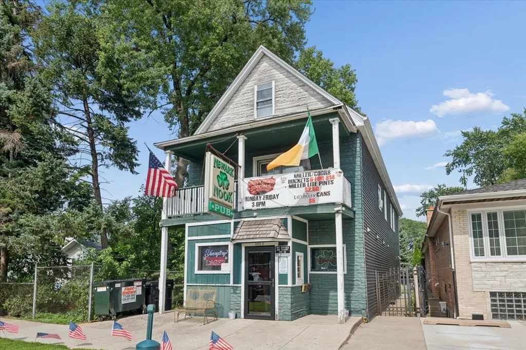 6830 West Imlay Street Chicago IL 60631