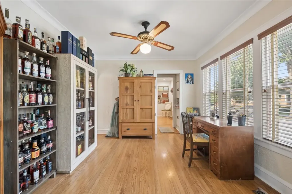 6830 West Imlay Street Chicago IL 60631