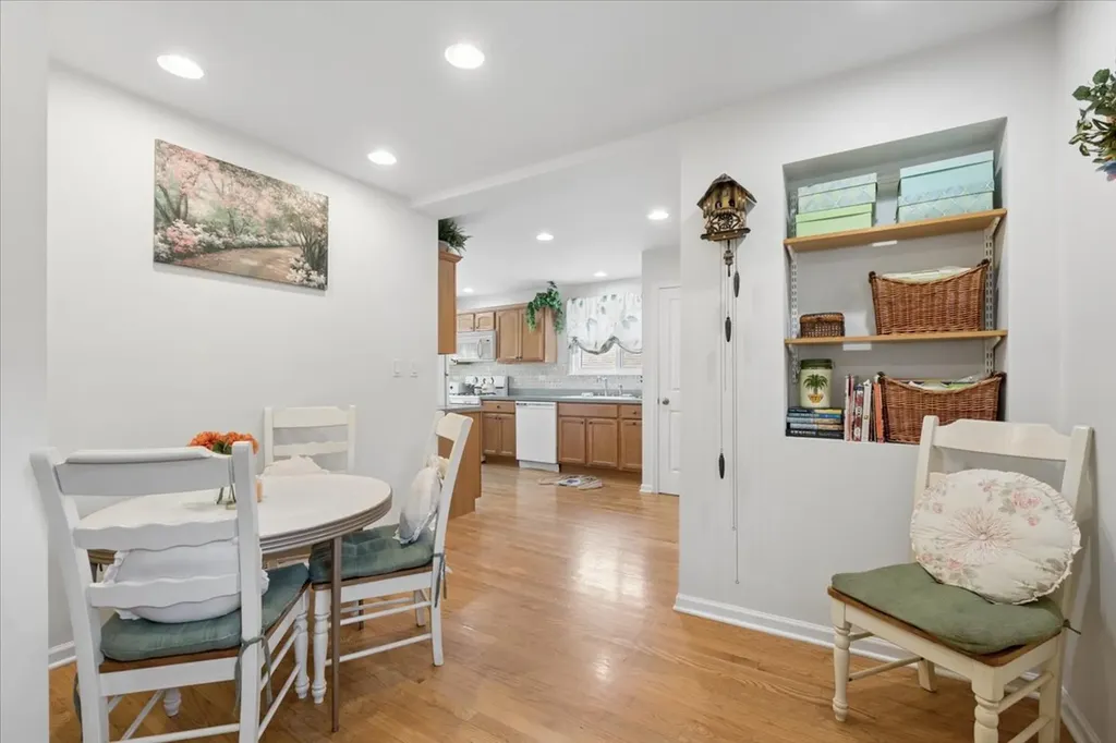 6830 West Imlay Street Chicago IL 60631