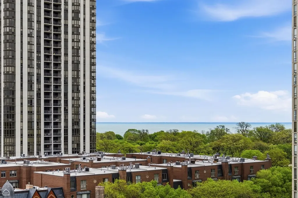 1636 North Wells Street Chicago IL 60614