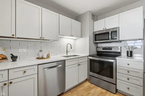 1636 North Wells Street Chicago IL 60614