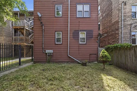 7806 South Cregier Avenue Chicago IL 60649