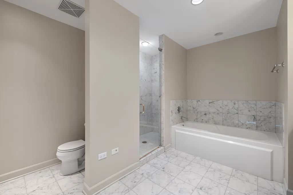 1211 South Prairie Avenue Chicago IL 60605