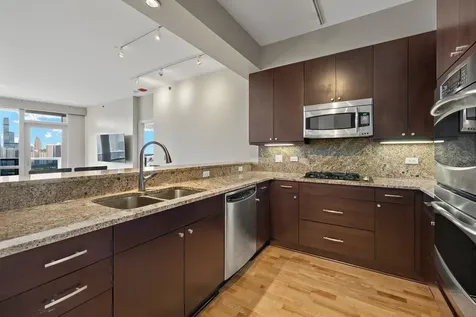 1211 South Prairie Avenue Chicago IL 60605