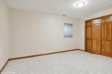 2327 Flat Rock Court Naperville IL 60564