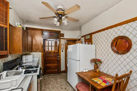 7918 South Champlain Avenue Chicago IL 60619