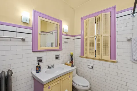 7918 South Champlain Avenue Chicago IL 60619