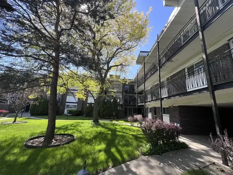 10125 Cherry Parkway Skokie IL 60076