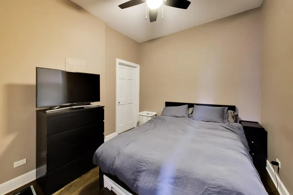 2044 North Winchester Avenue Chicago IL 60614