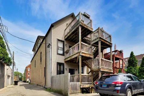 2044 North Winchester Avenue Chicago IL 60614