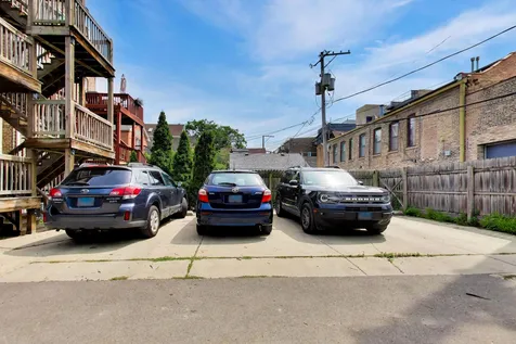 2044 North Winchester Avenue Chicago IL 60614