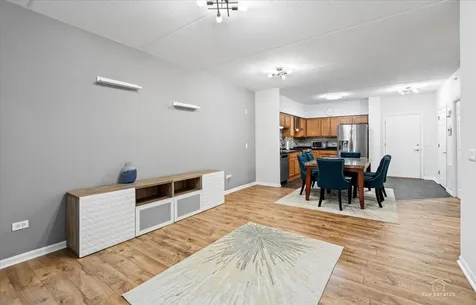 3501 Wellington Court Rolling Meadows IL 60008