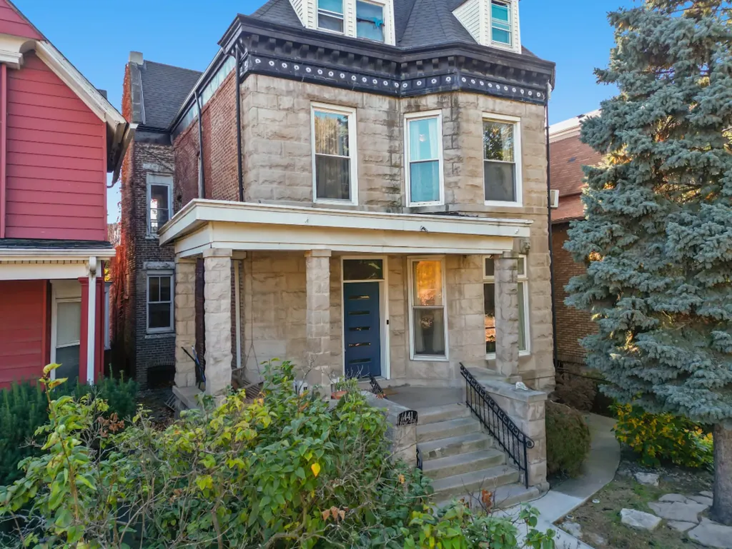441 East 42nd Street Chicago IL 60653