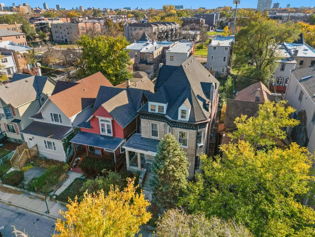 441 East 42nd Street Chicago IL 60653
