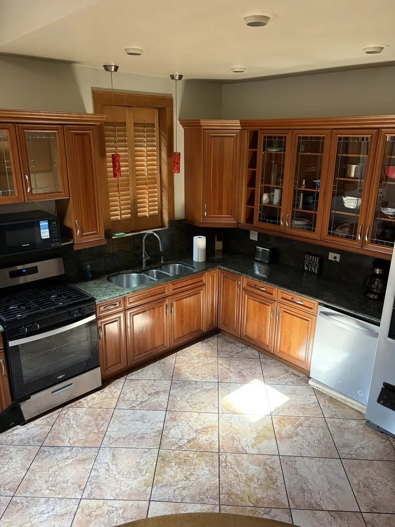 441 East 42nd Street Chicago IL 60653