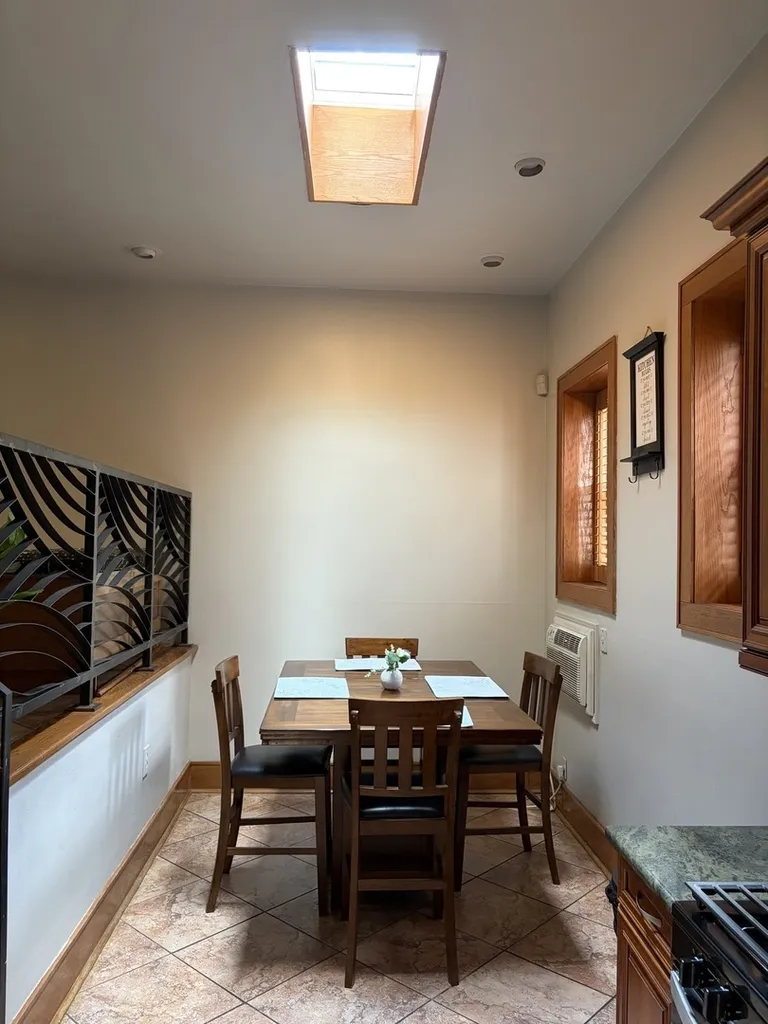 441 East 42nd Street Chicago IL 60653